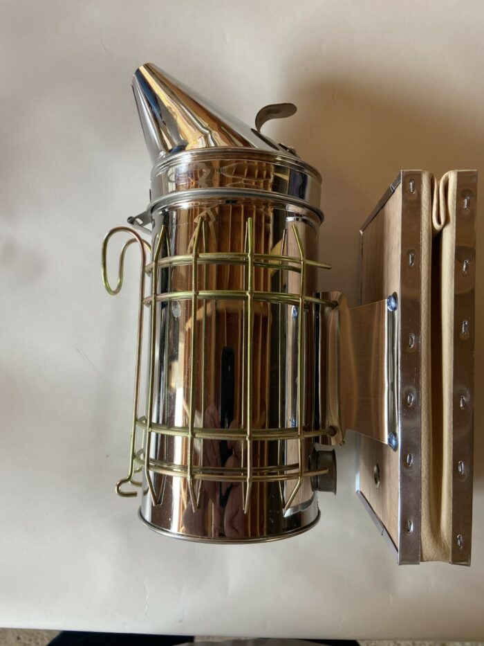 Enfumoir Besacier inox à 10 cm avec grille de protection